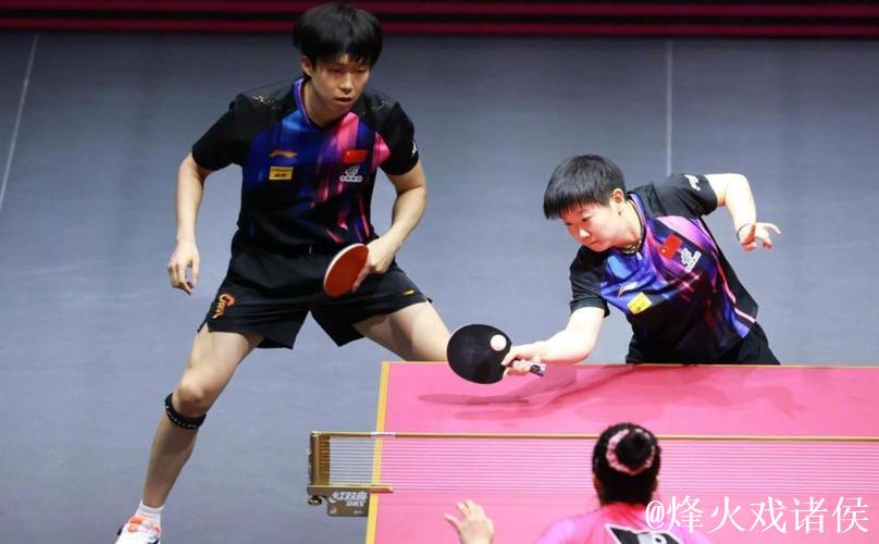 3-0！莎头击败日本队晋级决赛，王楚钦频频爆冲，张本美和出洋相