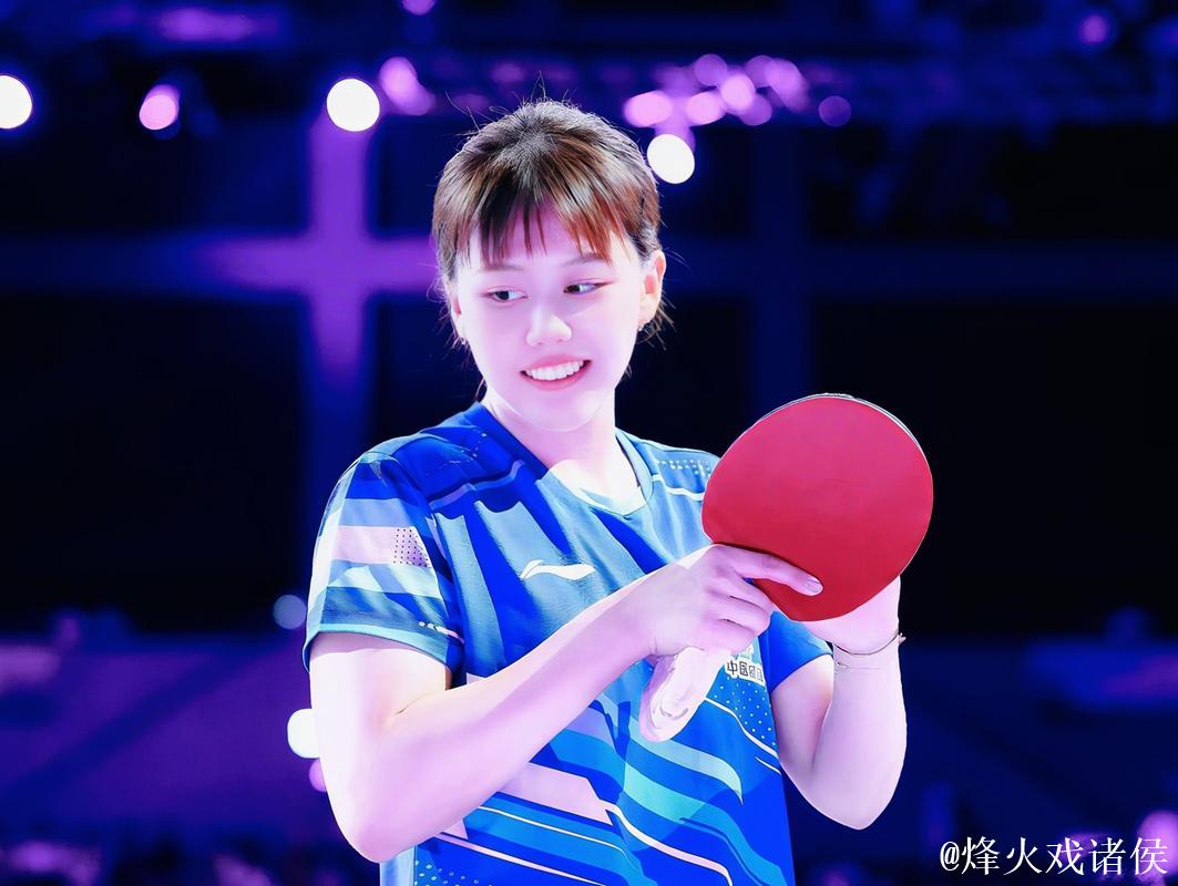 陈幸同4-2战胜石洵瑶 晋级WTT总决赛女单8强 陈幸同4-2战胜石洵瑶 晋级WTT总决赛女单8强